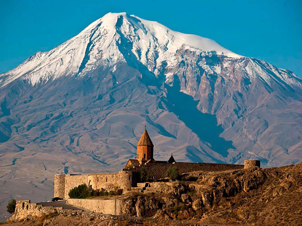 Хор Вирап - Монастырь Хор Вирап Армения | ArmAdventure